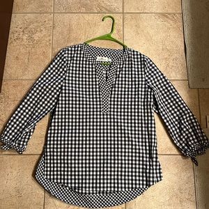 Women’s popover blouse